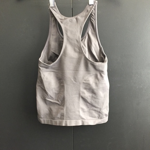 5 Champion Workout Tops - Picture 15 of 16